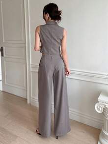 DAZY 女士纯色西装套装 - 翻领纽扣无袖上衣和腰带口袋直筒舒适长裤，商务正装 - 灰色 - 查看 2