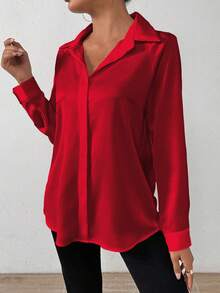 SHEIN Clasi 大码女式纯色缎面简约不对称下摆衬衫 - 紅色 - 查看 7