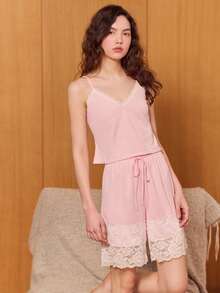 lacRébo 粉色蕾丝边吊带背心和配套短裤套装，下摆呈扇形 - 粉色 - 查看 3