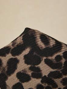 SoleilVie 新款女士修身短袖T恤 | 豹纹罗纹面料搭配白色插肩袖，蕾丝点缀撞色领口，小众时尚修身款上衣 - 彩色 - 查看 7