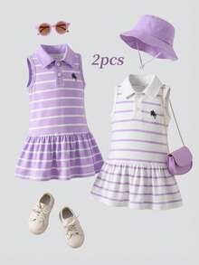SHEIN Playful Pals 2 chiếc váy polo không tay, kiểu dáng thể thao năng động cho bé gái, màu tím oải hương và trắng sọc ngang, thêu logo ngựa, cổ bẻ, cài nút, eo thấp, viền bèo nhún, chất liệu mềm mại, thích hợp mặc hàng ngày đi học, chơi tennis, golf, nghỉ hè và xuân. - Nhiều màu - Xem 2