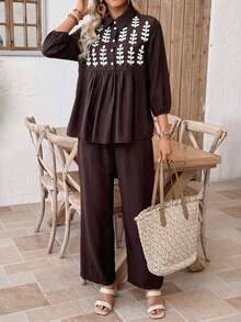 EMERY ROSE 两件套女士度假植物印花灯笼袖衬衫和裤子套装 - 棕色 - 查看 3