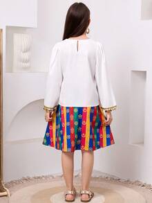 SHEIN Tween Girl Comfortable Casual V-Neck Long Sleeve Shirt Top And Mini Skirt Set - Multicolor - View 2