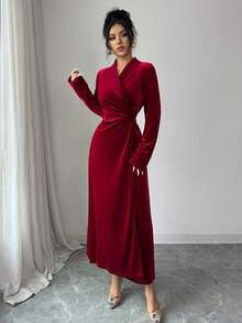 SHEIN Clasi 女士纯色高领长袖腰部褶皱系带露背优雅丝绒连衣裙 - 酒紅色 - 查看 6