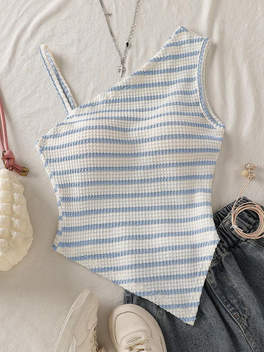 SHEIN 少女休闲个性吊带背心,黑白面料,不对称肩带设计,适合旅行、度假、散步、外出,可搭配裤子、短裤、裙子、外套。 - 藍白色 - 查看 1
