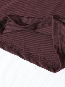 SHEIN Girls Casual Long Sleeve T-Shirt And Pleated Skirt Set, Black Ribbed Top And Brown Plaid Skirt, Suitable For Walking, Shopping, Travel And Outdoor Activities, Can Be Paired With Vest, Jacket, Coat - Chocolate Brown - View 4