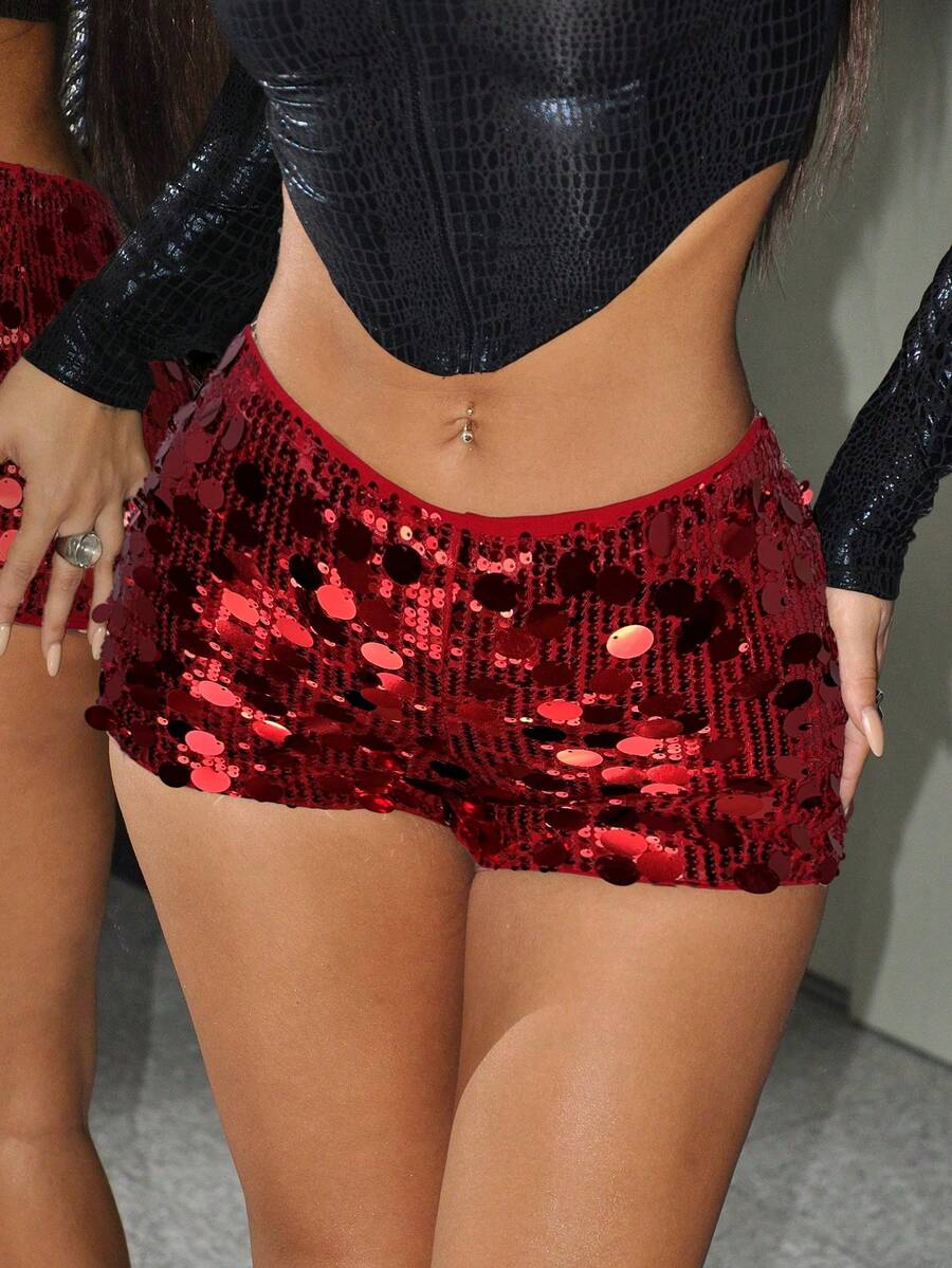 SHEIN ICON Women's Sexy New Year Club Party Birthday Red Bling Low Rise Club Party Glitter Sequin Shorts, Suitable For Music Festivals And Clubbing  Valentine's Day Red Sequin Shorts - Red - View 1