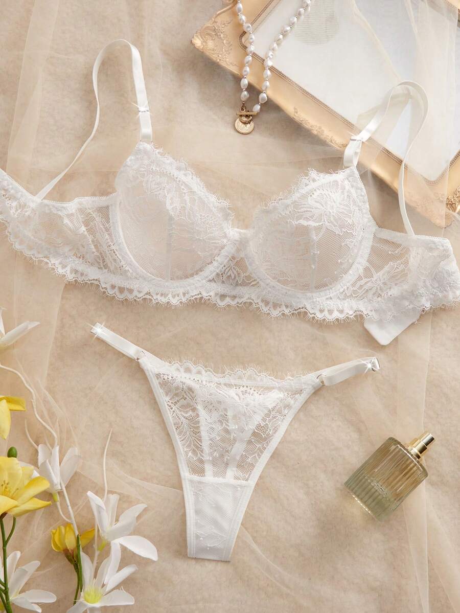 SHEIN Floral Lace Underwire Bra & Panty Lingerie Set - White - View 1