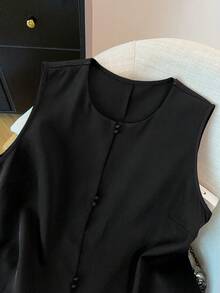 GlowEve CURVE 大码女式纯色纽扣蕾丝下摆无袖优雅衬衫 - 黑色 - 查看 5