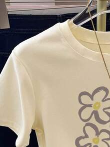 Resyla 女士修身短袖T恤，白色印花图案 - 杏色 - 查看 3