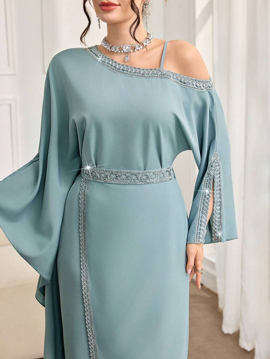 Al Najma 女士优雅拼接缎带肩部阿拉伯风格连衣裙，秋季 - 綠色 - 查看 1