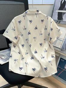 SHEIN 男童休闲舒适时尚简约百搭柔软复古度假印花短袖衬衫，适合日常穿着、上学、外出、春夏穿着。 - 杏色 - 查看 2