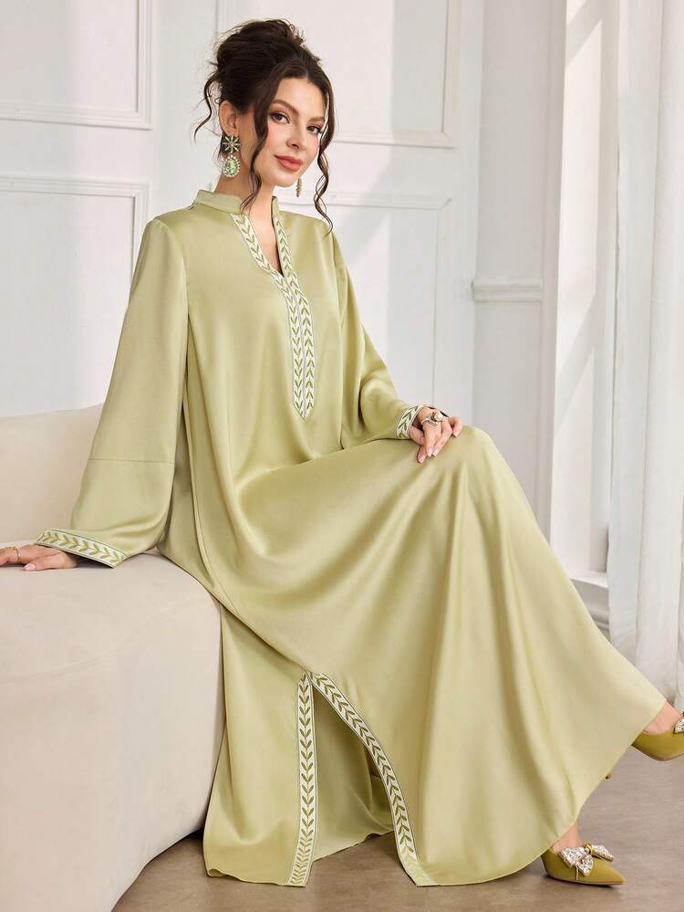 Al Najma رمضان جلابيات قفاطين رمضان فستان أبايا ماكسي أنيق للنساء بأكمام طويلة وياقة عالية مطرز بالتطريز على القماش الأطلسي - أخضر - مشاهدة 1