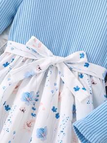 SHEIN 1 buah Gaun Rajut Bergaris Lengan Panjang Leher Bulat untuk Anak Perempuan dengan Hiasan Bunga di Bagian Bawah, Manis & Feminin, Musim Gugur - Biru - View 4