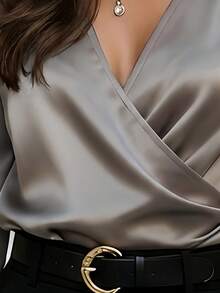 EMERY ROSE Women's V-Neck Pleated Solid Color Long Casual Elegant Blouse, Suitable For Work, Date, Home, Party, Daily Wear, Autumn - Grey - View 4