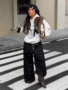 SHEIN EZwear 女士休闲简约米兰图案白色连帽运动衫，宽松版型，厚保暖内衬，适合秋冬季，长袖上衣 - 白色 - 查看 4