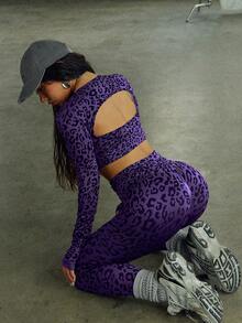SHEIN Dewbera 女士豹纹紧身长袖上衣和打底裤运动套装 - 紫色 - 查看 4