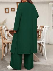 EMERY ROSE Conjunto casual de vacaciones de dos piezas: camisa larga tipo cardigan de talla grande y pantalones rectos - Verde - Ver 2