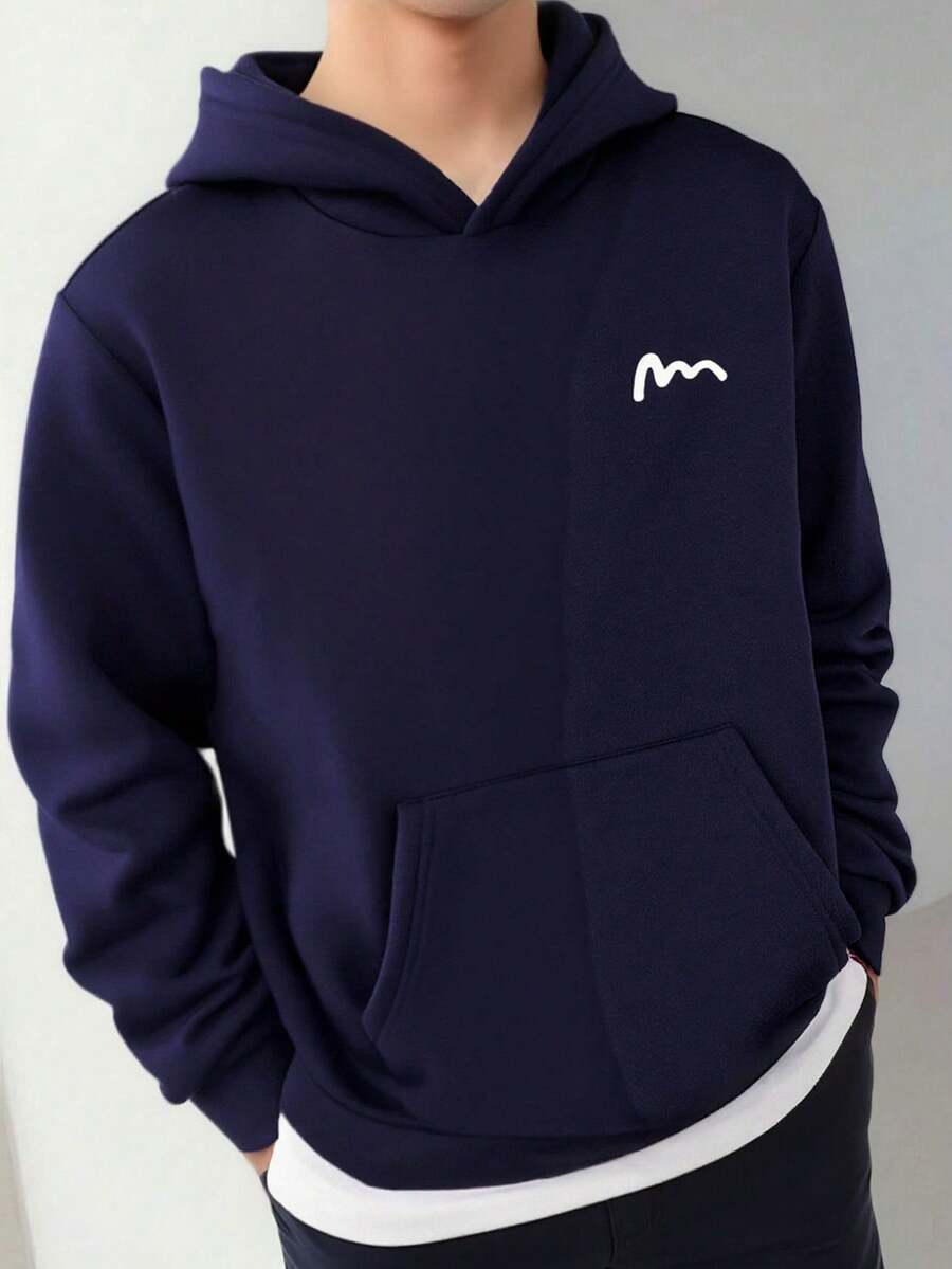 SHEIN Áo nỉ nam tuổi teen màu xanh hải quân phối màu tương phản, họa tiết nhỏ, phong cách thường ngày thoải mái, tối giản, đa năng, chất liệu mềm mại, phù hợp cho mặc hàng ngày, đi học, du lịch, thể thao ngoài trời, mùa thu/đông. Áo nỉ màu xanh hải quân cho tuổi teen, áo nỉ nam, áo nỉ cỡ tuổi teen cho nam giới. - Xanh đậm - Xem 1