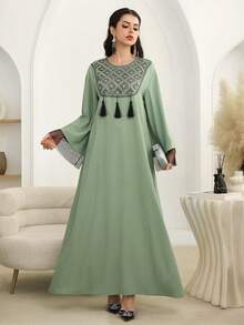 Al Najma Sequin Collar Flower Pendant Decor Light Green Arabic Style Dress With Headscarf Kaftan Jalabiya Dress - Green - View 7