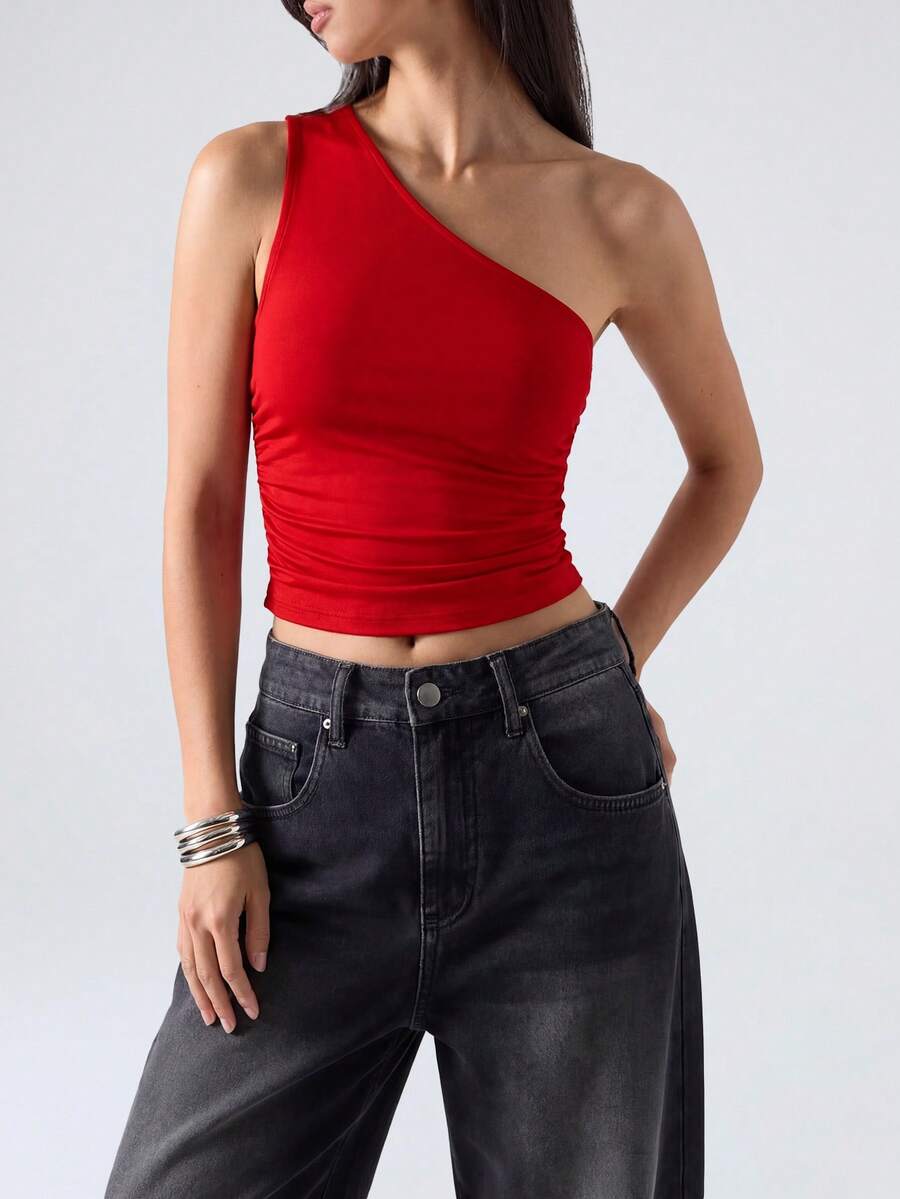 LYSMO Women's Y2K Solid Color Sleeveless Cropped Fitted Fashionable Camisole - Red - View 1