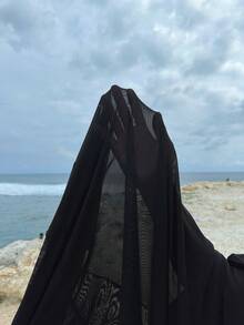 Opulessa Urlaubs-Einfarbiges gestricktes Mesh-Rückenfreies V-Ausschnitt-Kleid für Frauen - Schwarz - Übersicht 4