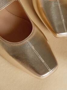 Rosivie 女士时尚休闲通勤金属色平底鞋