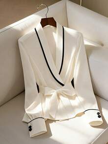 GlowEve 女士撞色滚边立领常规袖口撞色双扣长袖系带蝴蝶结腰身优雅商务办公室OL通勤衬衫，春秋冬季 - 黑與白 - 查看 1