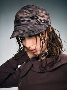 ROMWE Goth 1顶棕色Y2K朋克千禧宝贝末日豹纹拼接时尚贝雷帽，适合休闲、通勤、旅行、约会等场合。 - 棕色 - 查看 2