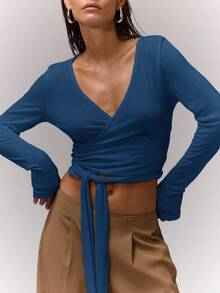 MUSERA V领裹身系带上衣，休闲百搭，适合度假、机场出行、返校季等场合，优雅春夏皆宜。 - 藏蓝色 - 查看 5