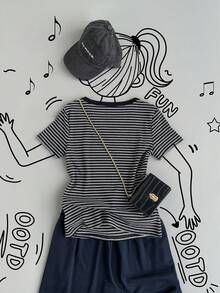 K-Vae 女士休闲圆领短袖条纹T恤 - 黑與白 - 查看 2