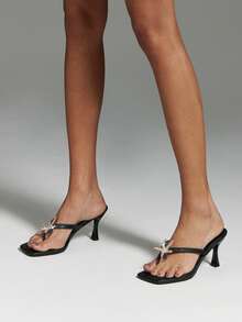 SHUZIA Women's Minimalist Comfortable Square Toe Thong Strap Heeled Sandals With Seastar Ornament - Black - View 5