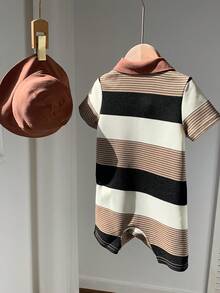 SHEIN 2pcs/Set Newborn Baby Boy/Girl Black And White Striped Bear Print Short Sleeve Romper & Brown Sun Hat,Summer Casual Family Matching Cute Outfit - Khaki - View 2