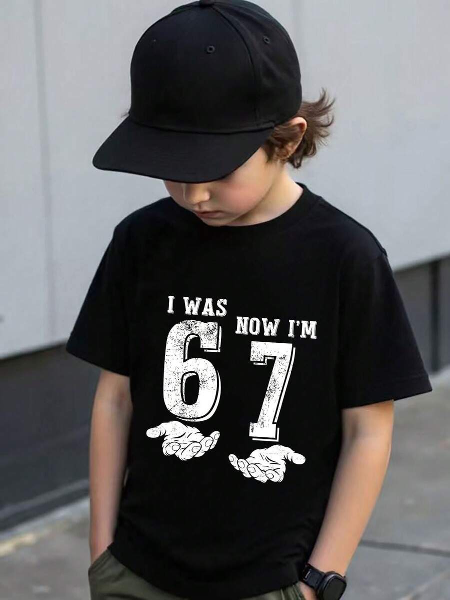 Coolqubz 男童休闲简约“67”图案印花短袖圆领T恤，适合外出穿着，黑色短袖上衣“我六岁了，现在七岁了”七岁生日礼物，春夏款 - 黑色 - 查看 1