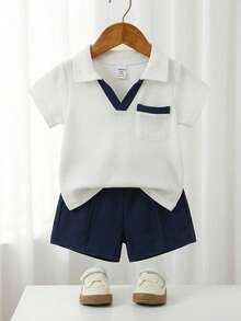 SHEIN 男嬰海軍藍白配色夏季休閒親子套裝 2件組 短袖 Polo 衫與短褲套裝 學院風水手制服造型 - 白色 - 查看 3