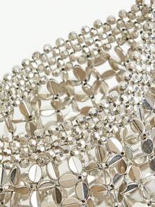 SHEIN BAE 1 件时尚奢华闪亮银色镂空扁平珠串珠包，带褶皱云朵女士单肩包，适合参加晚宴和时尚活动以及赠送朋友 - 銀色 - 查看 7