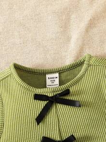 Young Girl Solid Color Round Neck Asymmetrical Hem Fitted Top - Olive Green - View 3