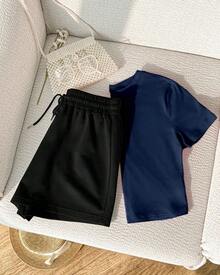 Set de 2 piezas de camiseta y pantalones cortos con estampado de Ositio - Azul Marino - Ver 2