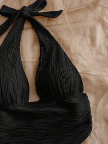 Soleia 度假风露背系带三角下摆修身女式吊带背心，采用纹理面料，适合度假、音乐节、波西米亚风、假日、约会、下午茶等场合。 - 黑色 - 查看 6