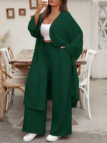 EMERY ROSE Conjunto casual de vacaciones de dos piezas: camisa larga tipo cardigan de talla grande y pantalones rectos - Verde - Ver 6