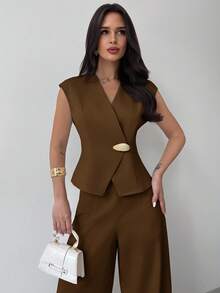 Firerie 女士优雅简约休闲通勤日常金属扣袖口收腰深色上衣搭配高腰阔腿米色长裤两件套，夏季 - 棕色 - 查看 7