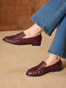 MOTF WOMEN PU LEATHER FRILL TRIM LOAFERS SHOES FOR CHRISTMAS - Burgundy - View 5