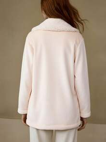 Abrigo mujer largo tejido afelpado bolsillos amplios solapa tipo peluche botones frontales corte cómodo diseño cálido ideal invierno casual trabajo - Hueso - Ver 3