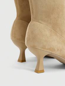 SHEIN BAE Herbst/Winter 2025 Neue Spitze Zehen Schlank Hoher Absatz Oberschenkel Hohe Stiefel, Knopf Patchwork Umkehrbares Design für Frauen - Khaki - Übersicht 4