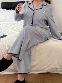 SHEIN 大码女式梭织条纹刺绣拼接长袖睡衣套装 - 深灰色 - 查看 4