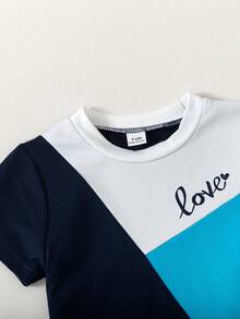 SHEIN Playful Pals 男婴字母印花撞色短袖T恤和裤子休闲套装 - 彩色 - 查看 6