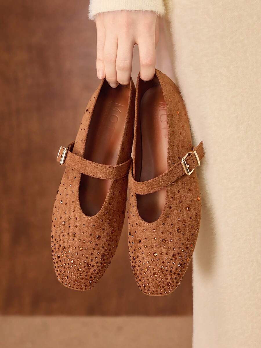 MOTF PREMIUM 女士水钻搭扣平底鞋 - 棕色 - 查看 1