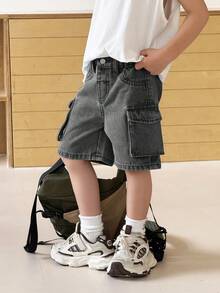 SHEIN Young Boy New Fashion Casual Loose Fit Baggy Blue Denim Cargo Shorts For Kids Spring/Summer Clothes Daily Wear Outfits