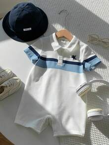 SHEIN Set de 2 piezas de pelele y gorro de punto blanco con estampado sencillo y lindo para bebé recién nacido unisex, adecuado para fiesta de cumpleaños, rave, fiesta de noche, actuación, boda, luna llena, bautizo y celebración del 1er cumpleaños - Multicolor - Ver 4