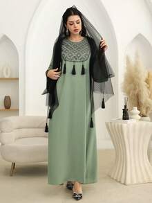 Al Najma Sequin Collar Flower Pendant Decor Light Green Arabic Style Dress With Headscarf Kaftan Jalabiya Dress - Green - View 9
